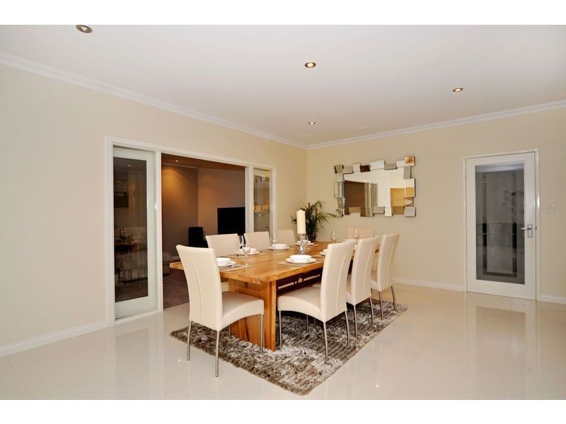 25 Bramley Loop, Madeley WA 6065