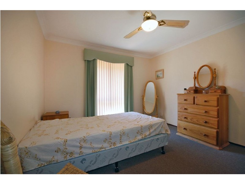 25 Treetop Avenue, Edgewater WA 6027