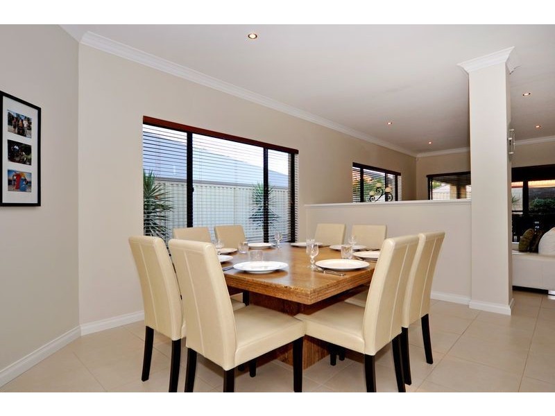 6 Craighall Turn, Madeley WA 6065