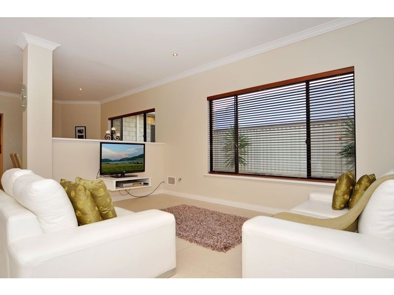 6 Craighall Turn, Madeley WA 6065