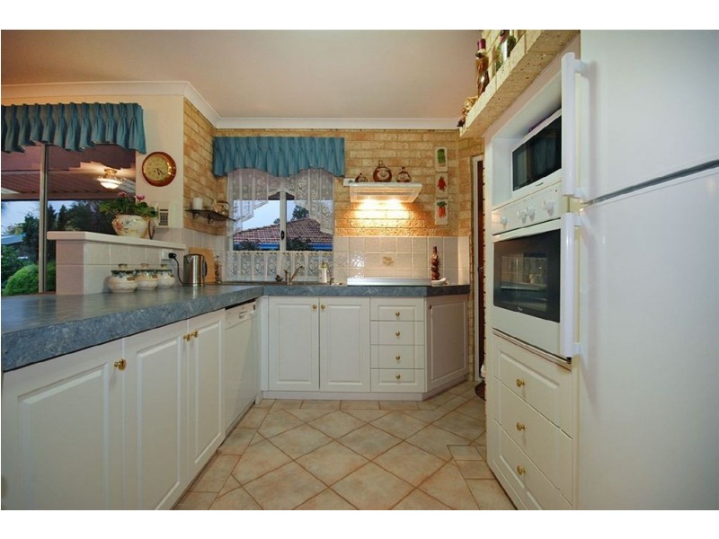 102 Caledonia Avenue, Currambine WA 6028