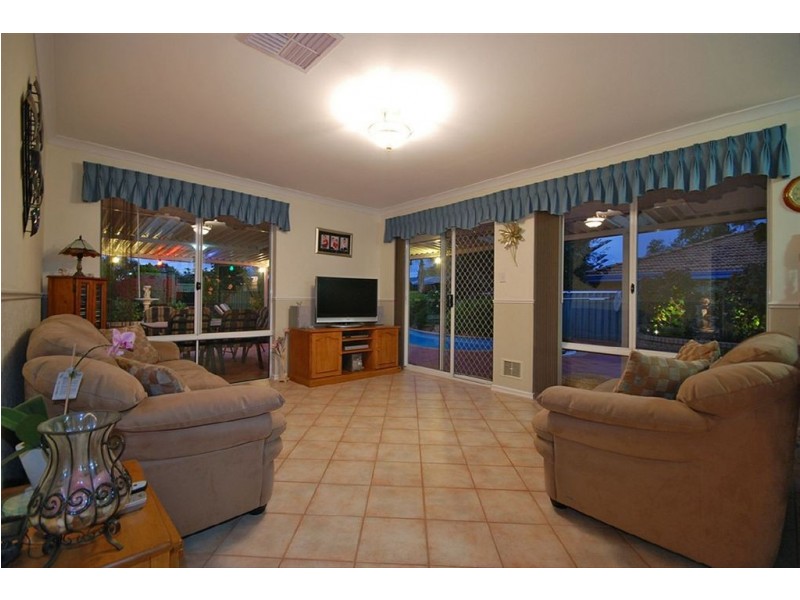 102 Caledonia Avenue, Currambine WA 6028