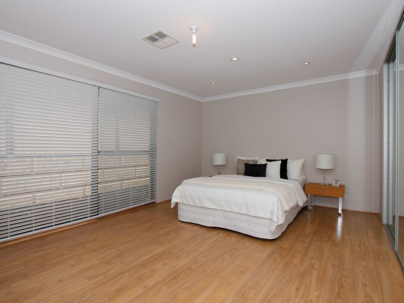 79 Spring Hill, Tapping WA 6065