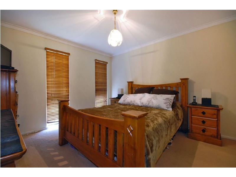 82 Civic Drive, Wanneroo WA 6065