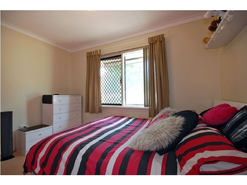 82 Civic Drive, Wanneroo WA 6065