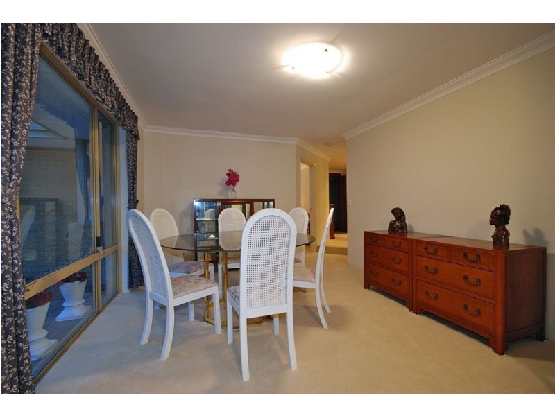 32 Lakeview Drive, Edgewater WA 6027