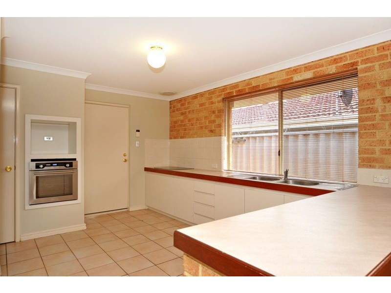 26 Fairpark Retreat, Landsdale WA 6065