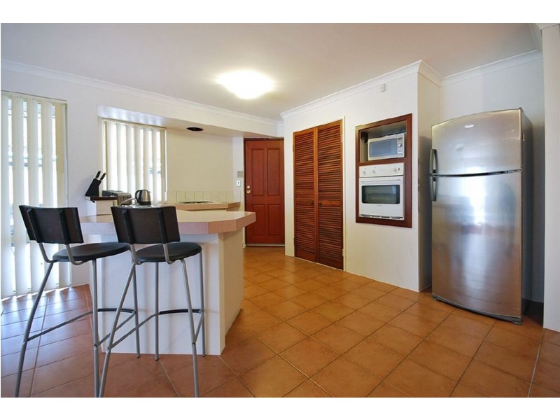 22 Frond Circuit, Banksia Grove WA 6031