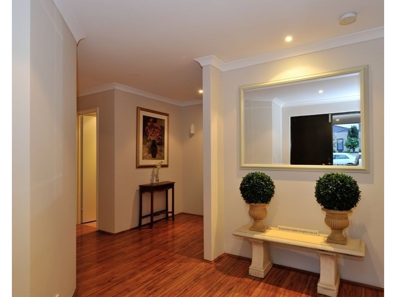 14 Bonita Way, Tapping WA 6065