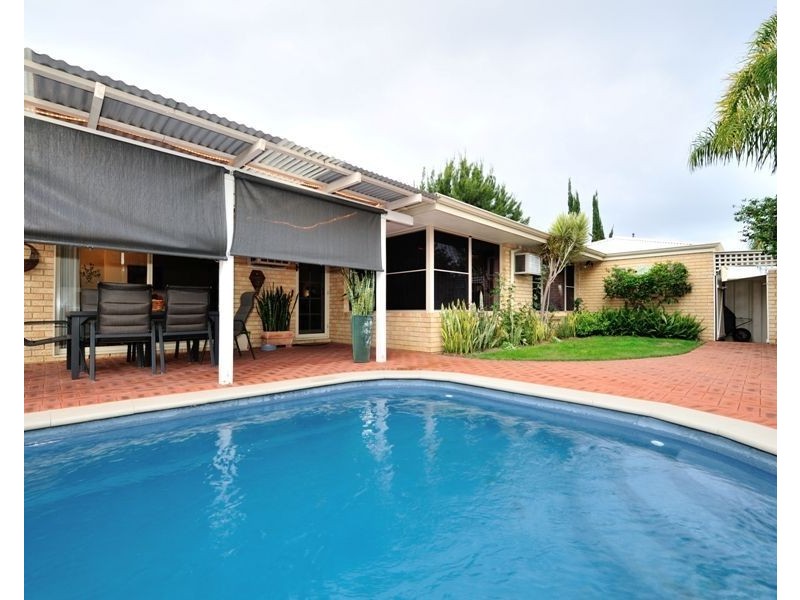 45 Monterey Drive, Woodvale WA 6026