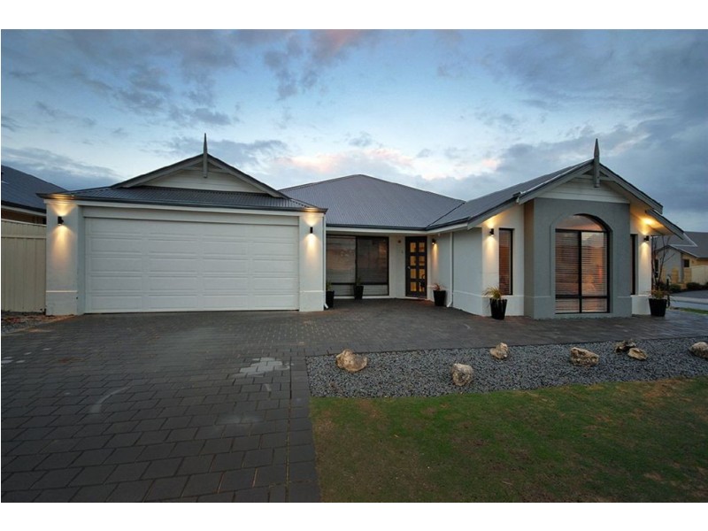 2 Naismith Road, Tapping WA 6065