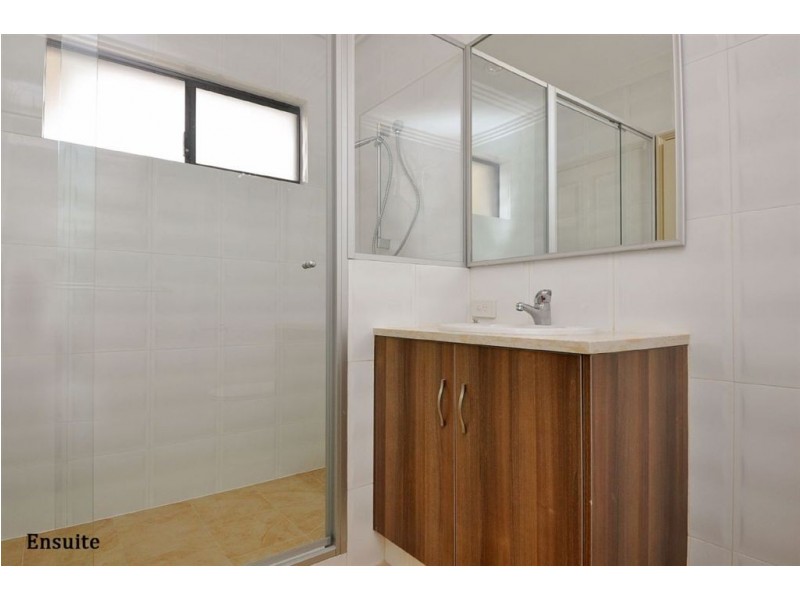 33 Harrison Lane, Madeley WA 6065