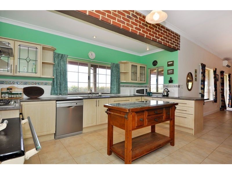 388 Tamarisk Drive, Gabbadah WA 6041