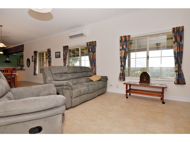 388 Tamarisk Drive, Gabbadah WA 6041