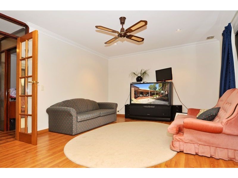 15 Britannia Way, Craigie WA 6025