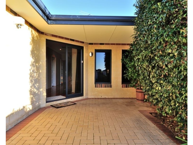 113 Clydebank Crescent, Kinross WA 6028