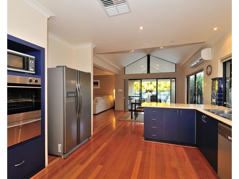 113 Clydebank Crescent, Kinross WA 6028