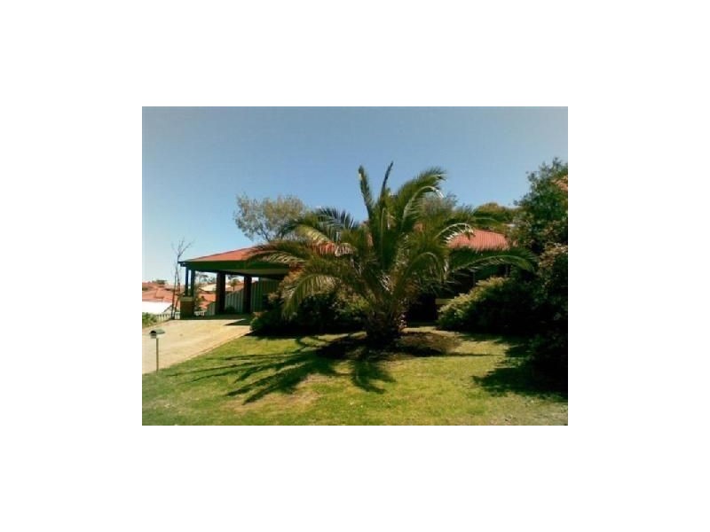 30 Kinglassie Circle, Kinross WA 6028