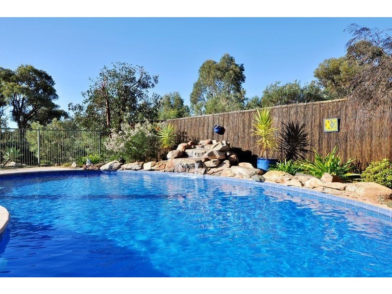 70 Lakelands Drive, Gnangara WA 6077
