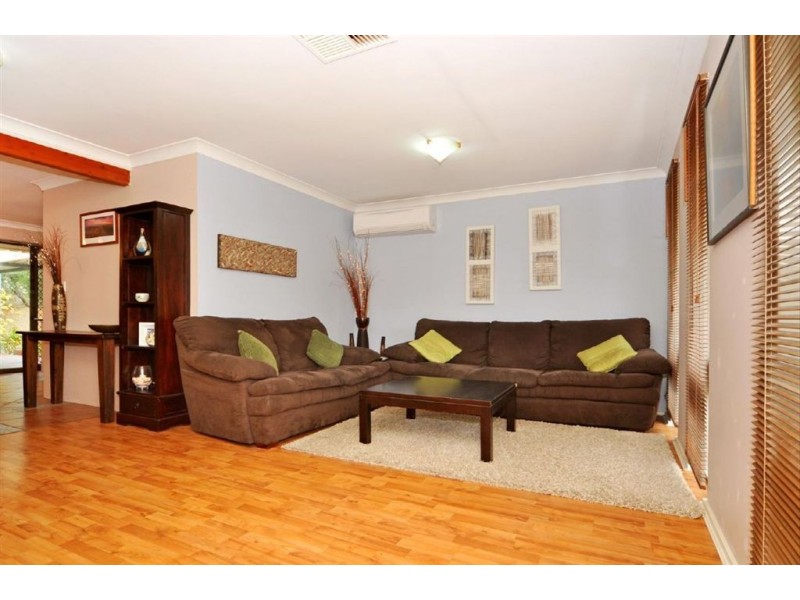 7 Killara Way, Craigie WA 6025