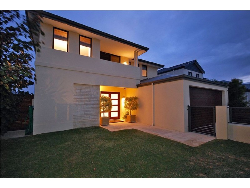 11 Nias Ramble, Iluka WA 6028