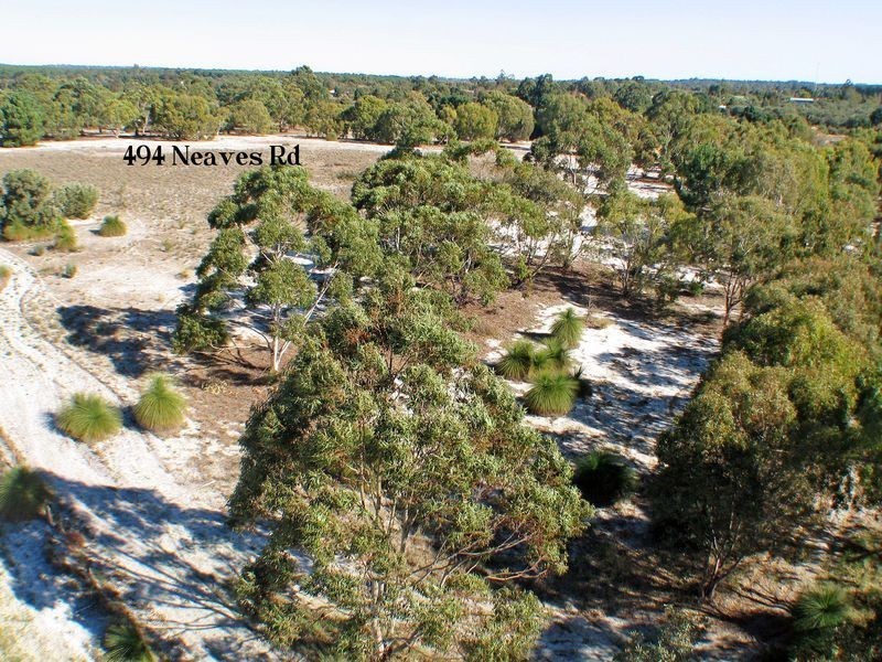 494 Neaves Road, Mariginiup WA 6065