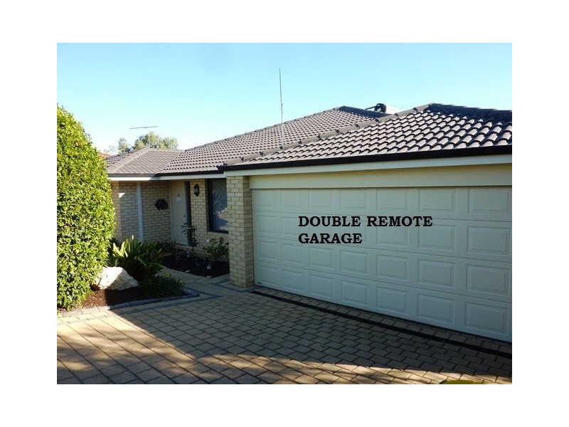 11 Theydon Grove, Two Rocks WA 6037