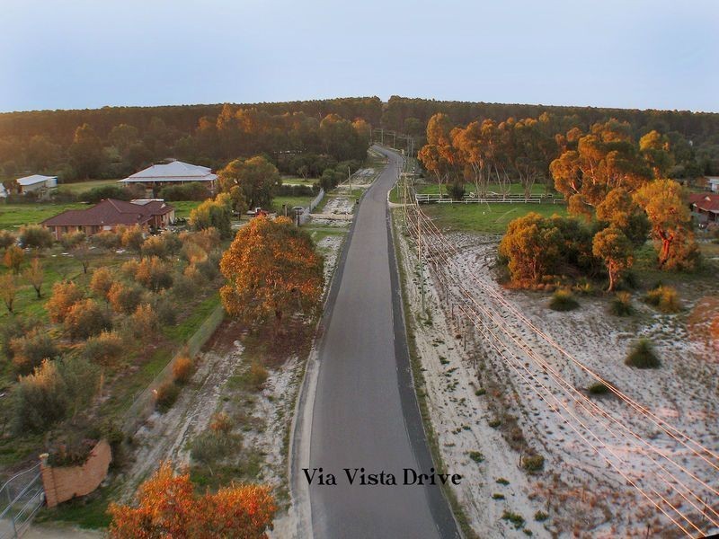 50 Via Vista Drive, Mariginiup WA 6065