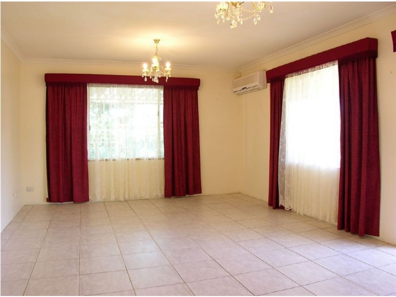 2 Seaflight Court, Heathridge WA 6027