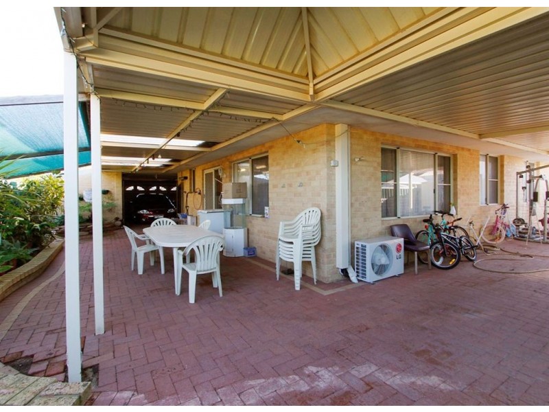 2 Seaflight Court, Heathridge WA 6027