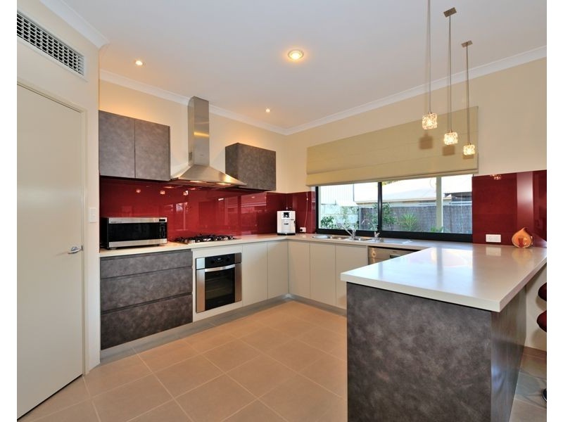 3 Hebrides Link, Kinross WA 6028