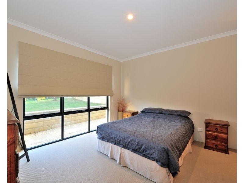 3 Hebrides Link, Kinross WA 6028