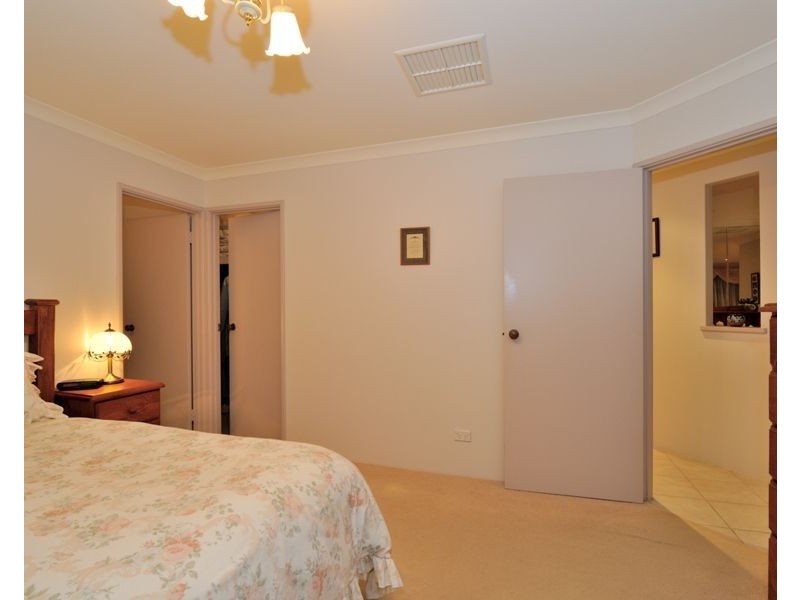 78 Kinross Drive, Kinross WA 6028