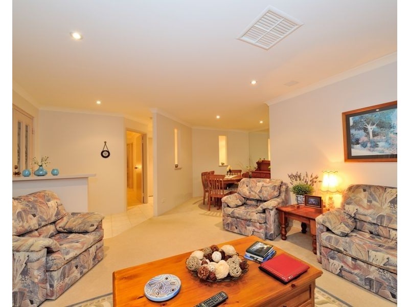 78 Kinross Drive, Kinross WA 6028