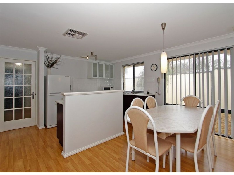 22 Balliol Elbow, Kinross WA 6028