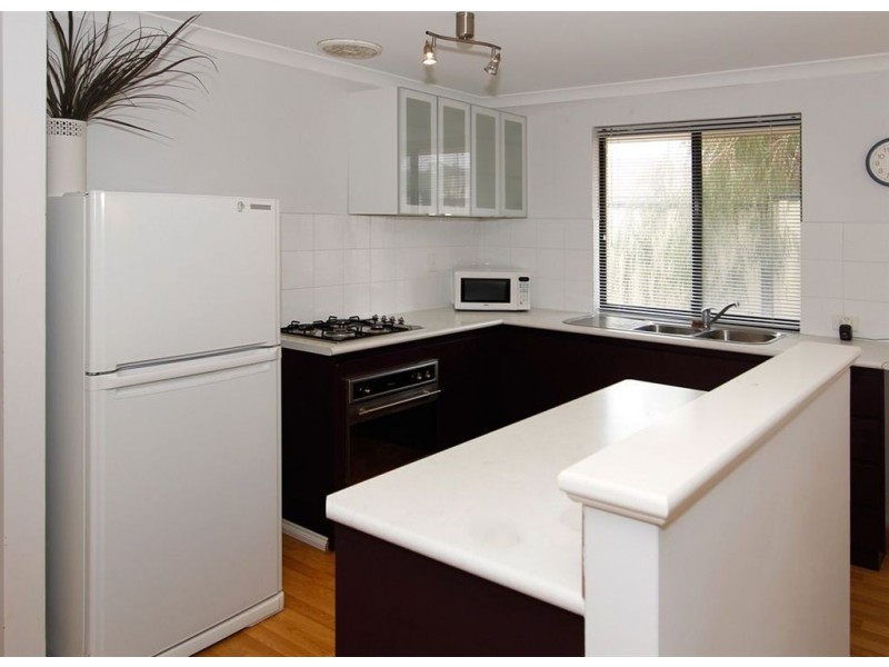 22 Balliol Elbow, Kinross WA 6028