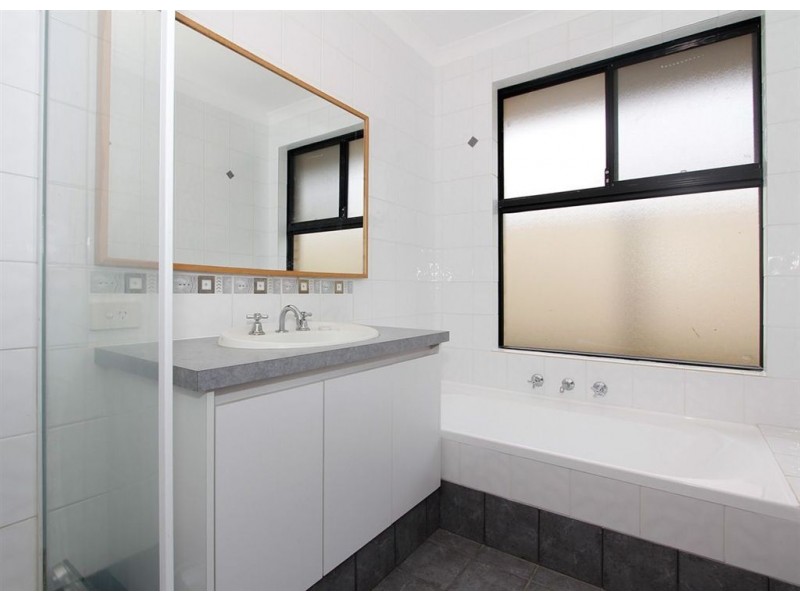 22 Balliol Elbow, Kinross WA 6028