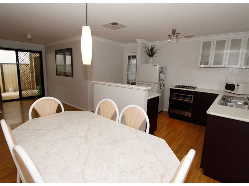 22 Balliol Elbow, Kinross WA 6028