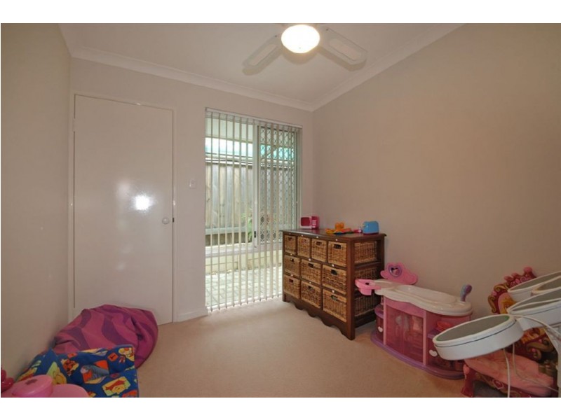 4 Monclair Pass, Currambine WA 6028