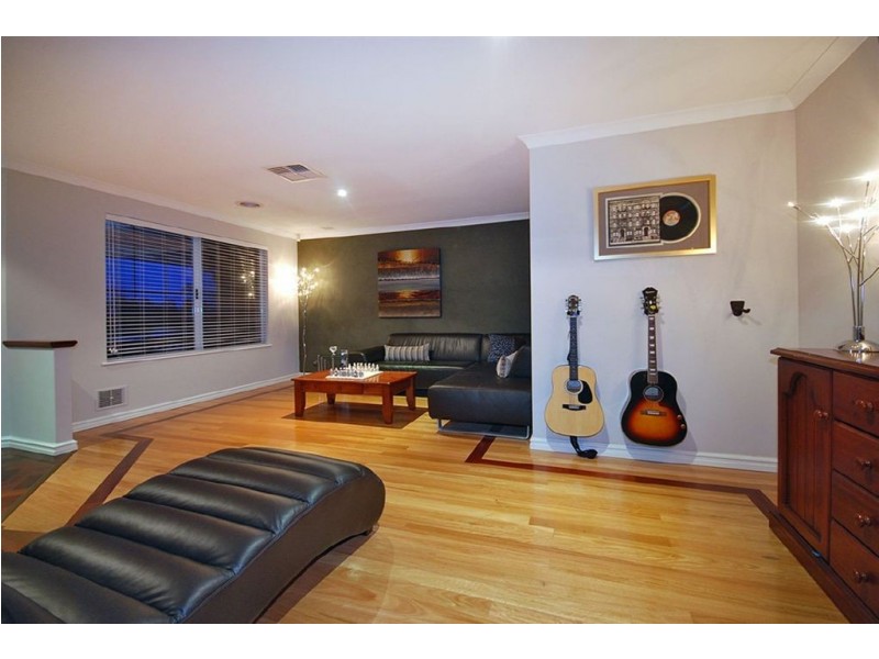 21 Carlton Turn, Currambine WA 6028