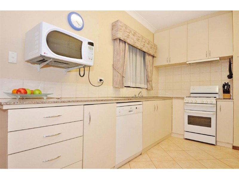 13 Currajong Crescent, Craigie WA 6025