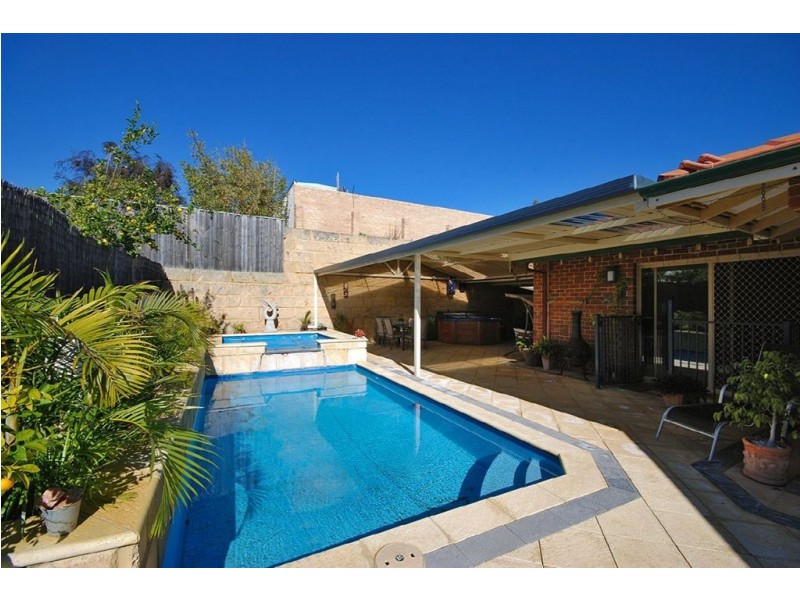 115 Caledonia Avenue, Currambine WA 6028