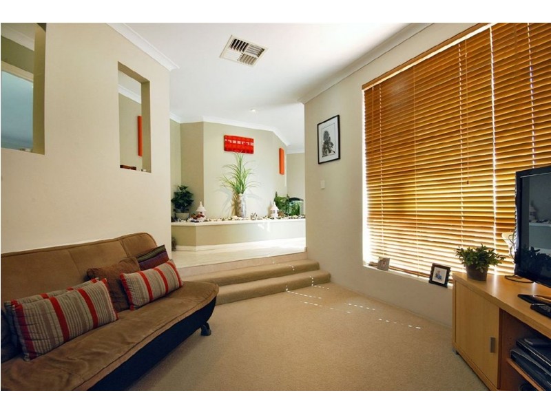 115 Caledonia Avenue, Currambine WA 6028