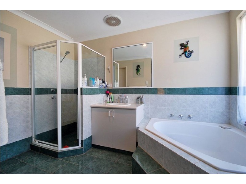 115 Caledonia Avenue, Currambine WA 6028