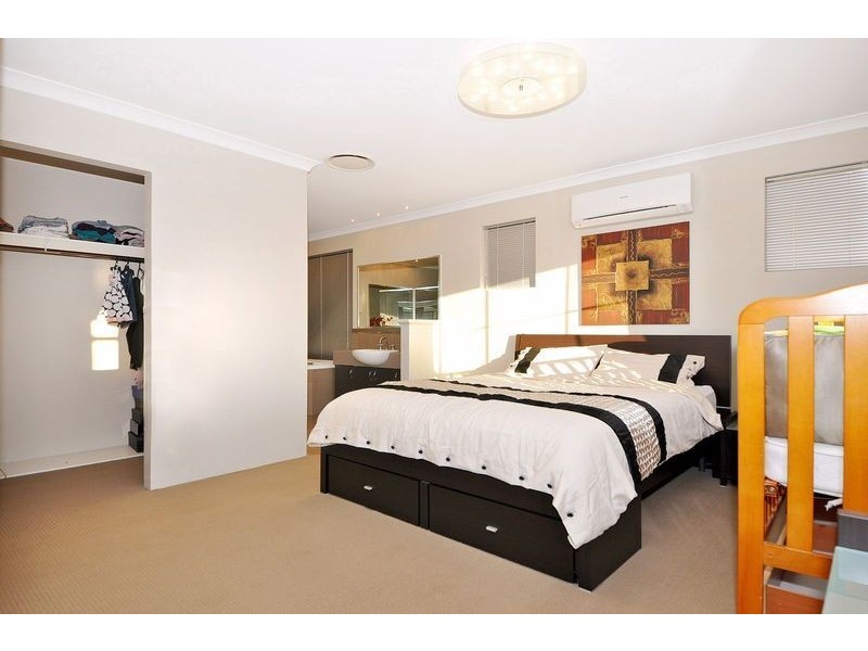 84 Regency Avenue, Madeley WA 6065