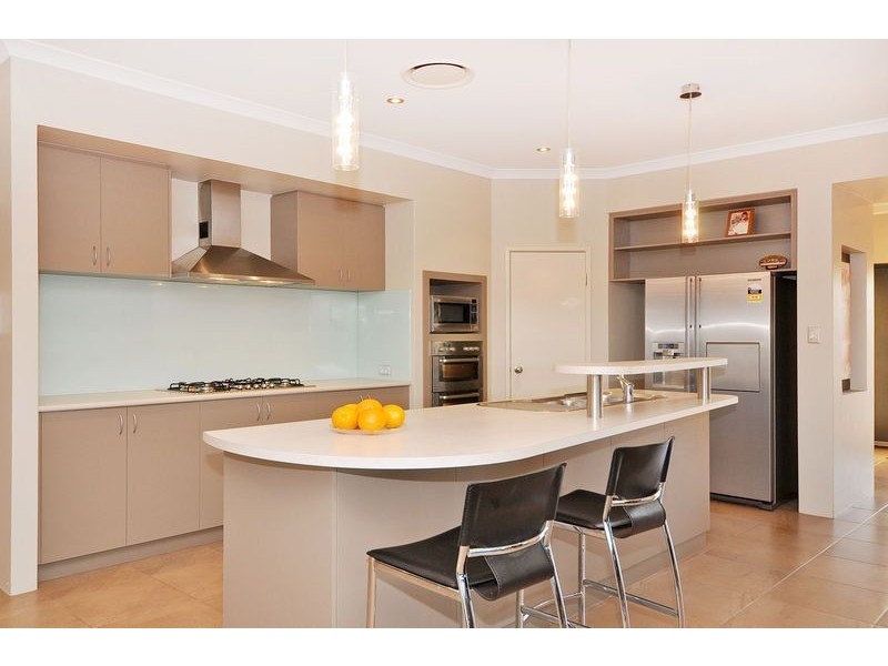 84 Regency Avenue, Madeley WA 6065