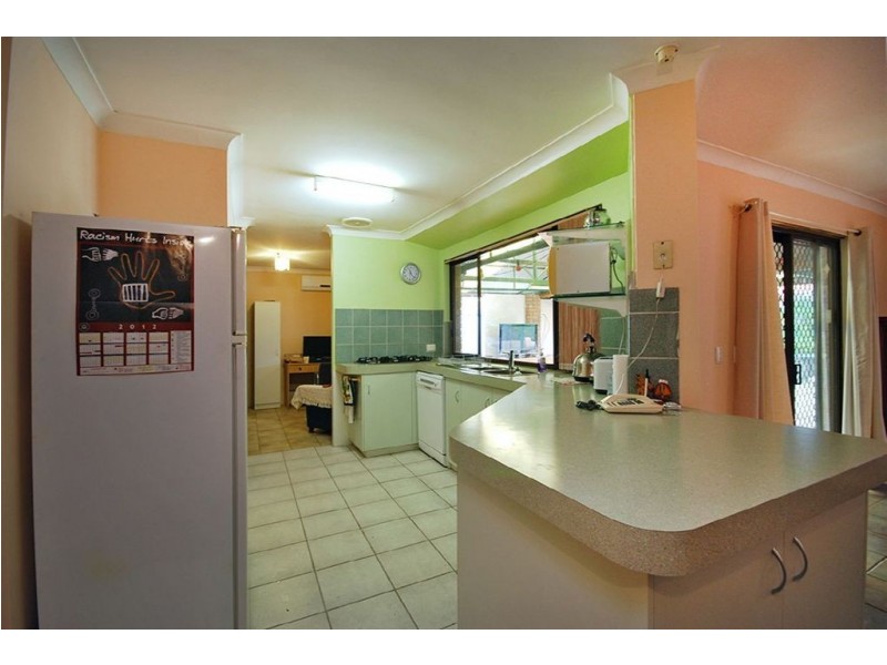 7 Ulcombe Street, Marangaroo WA 6064