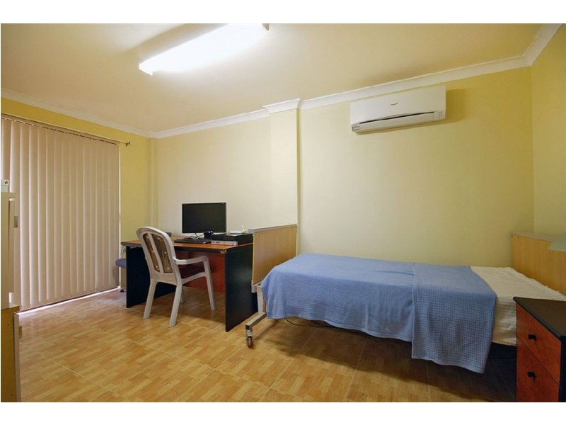 7 Ulcombe Street, Marangaroo WA 6064