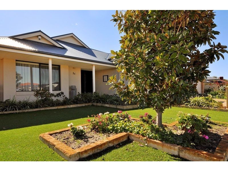 8 Olivedale Road, Madeley WA 6065