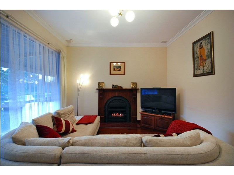 10 Camarino Drive, Woodvale WA 6026